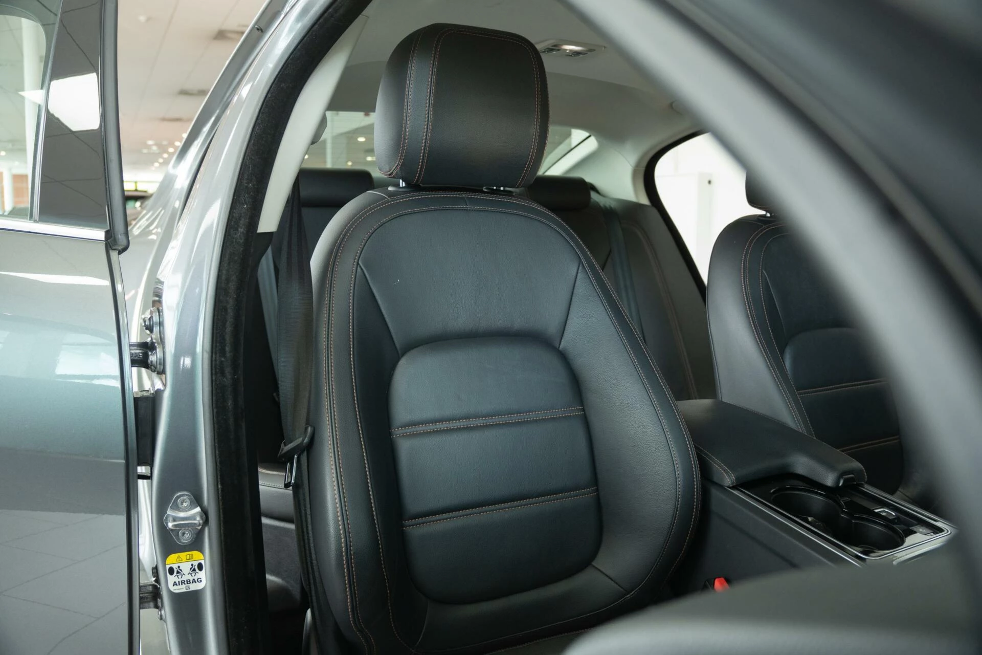 Hoofdafbeelding Jaguar XE