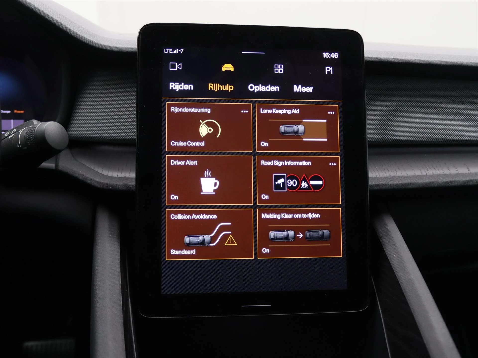 Hoofdafbeelding Polestar 2