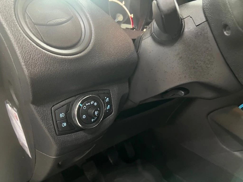 Hoofdafbeelding Ford Transit Courier