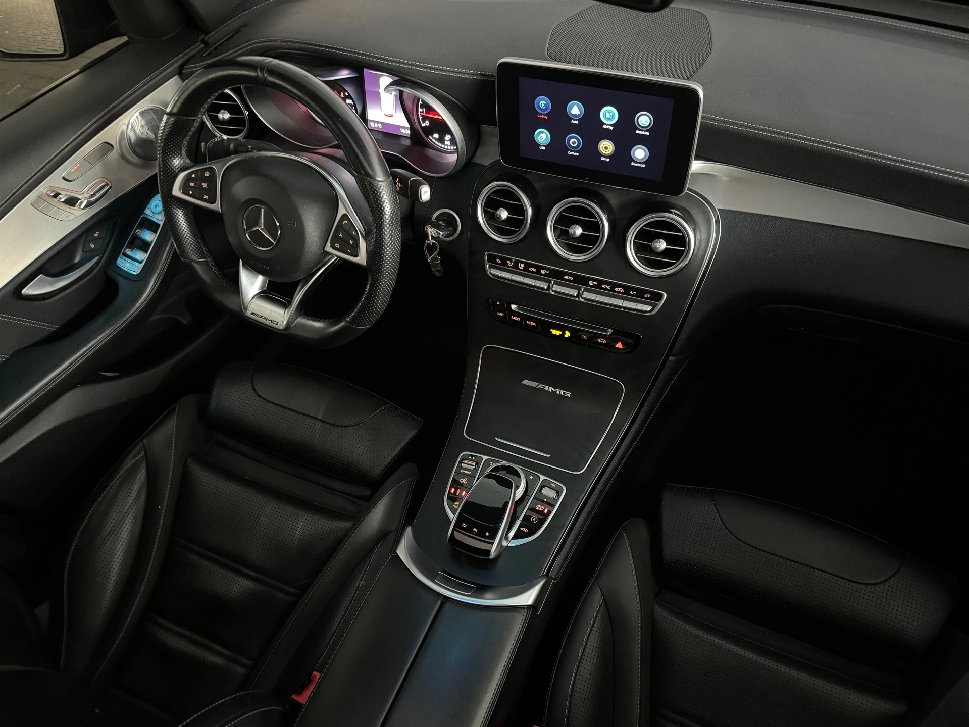 Hoofdafbeelding Mercedes-Benz GLC