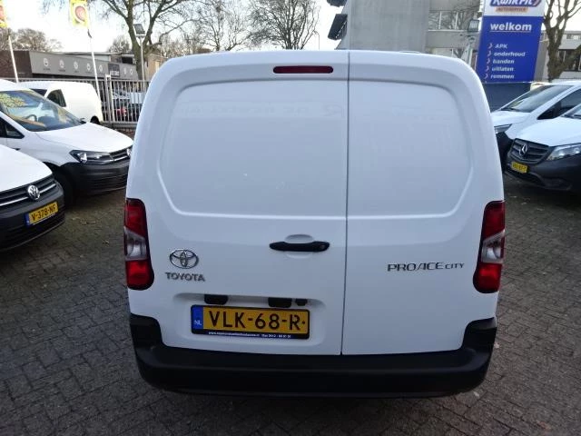 Hoofdafbeelding Toyota ProAce