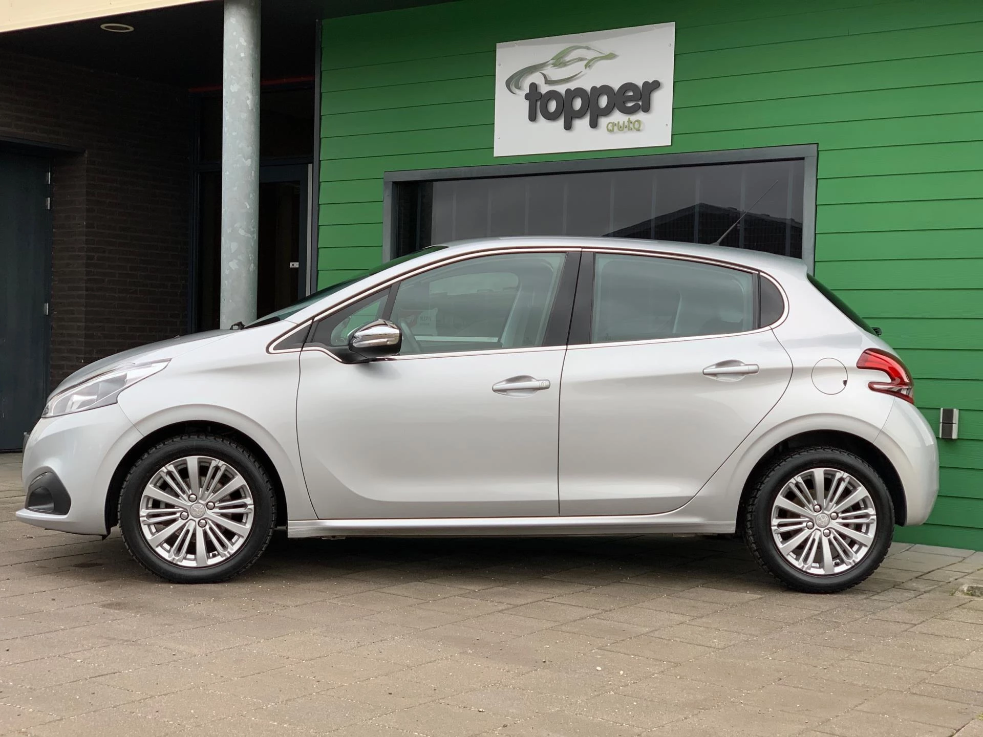 Hoofdafbeelding Peugeot 208