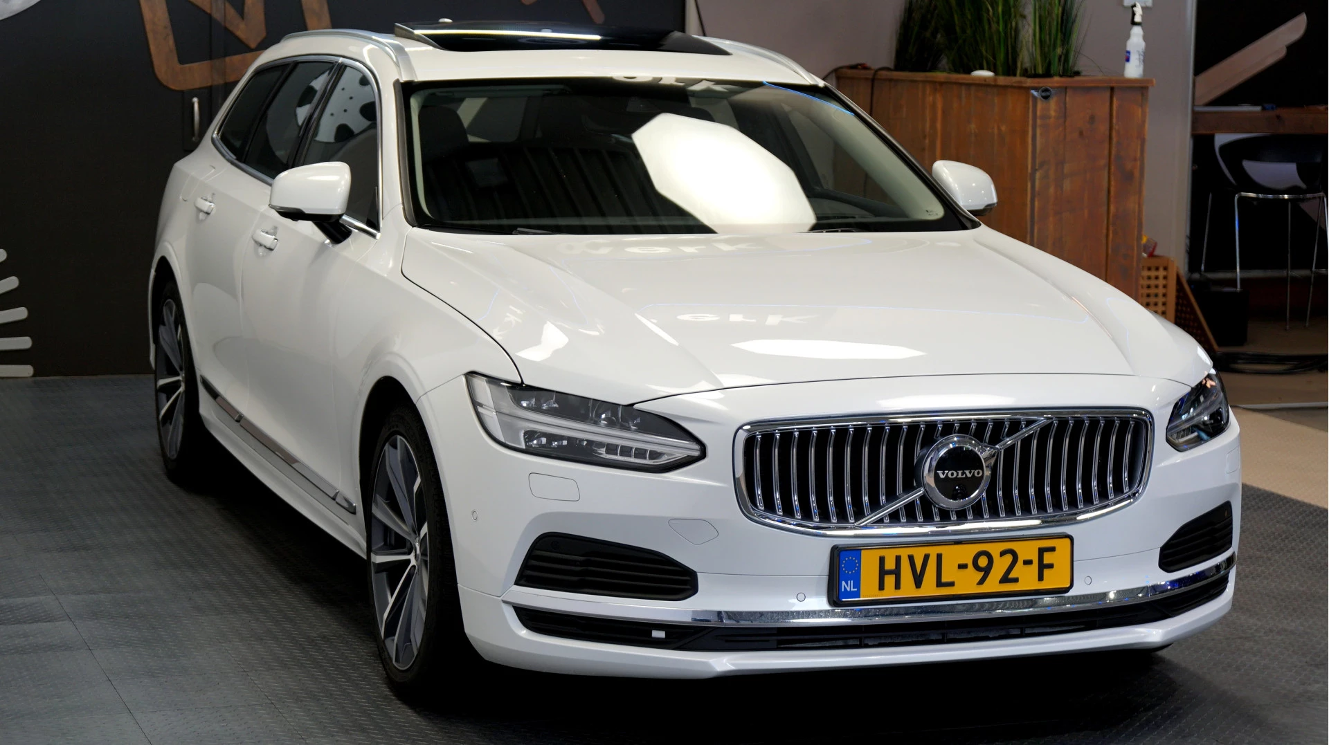 Hoofdafbeelding Volvo V90