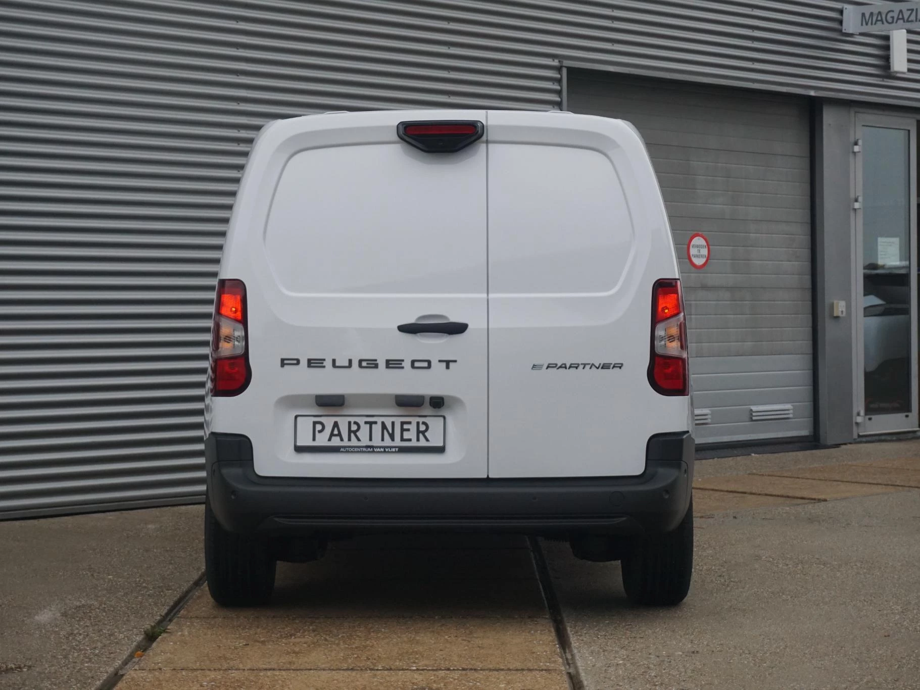 Hoofdafbeelding Peugeot Partner