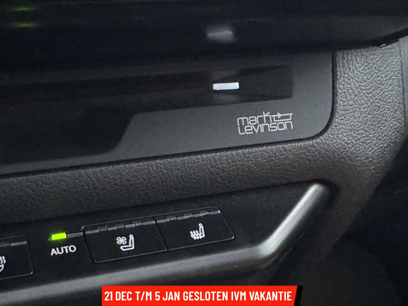 Hoofdafbeelding Lexus UX