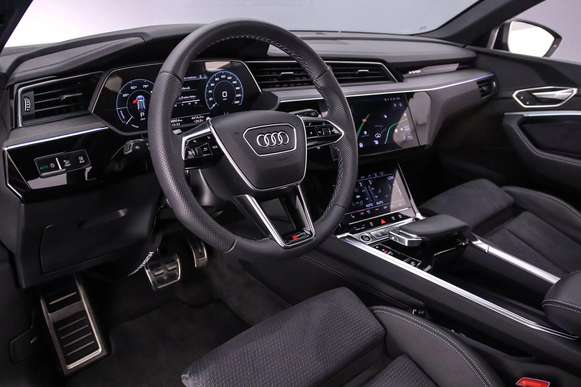 Hoofdafbeelding Audi Q8 e-tron
