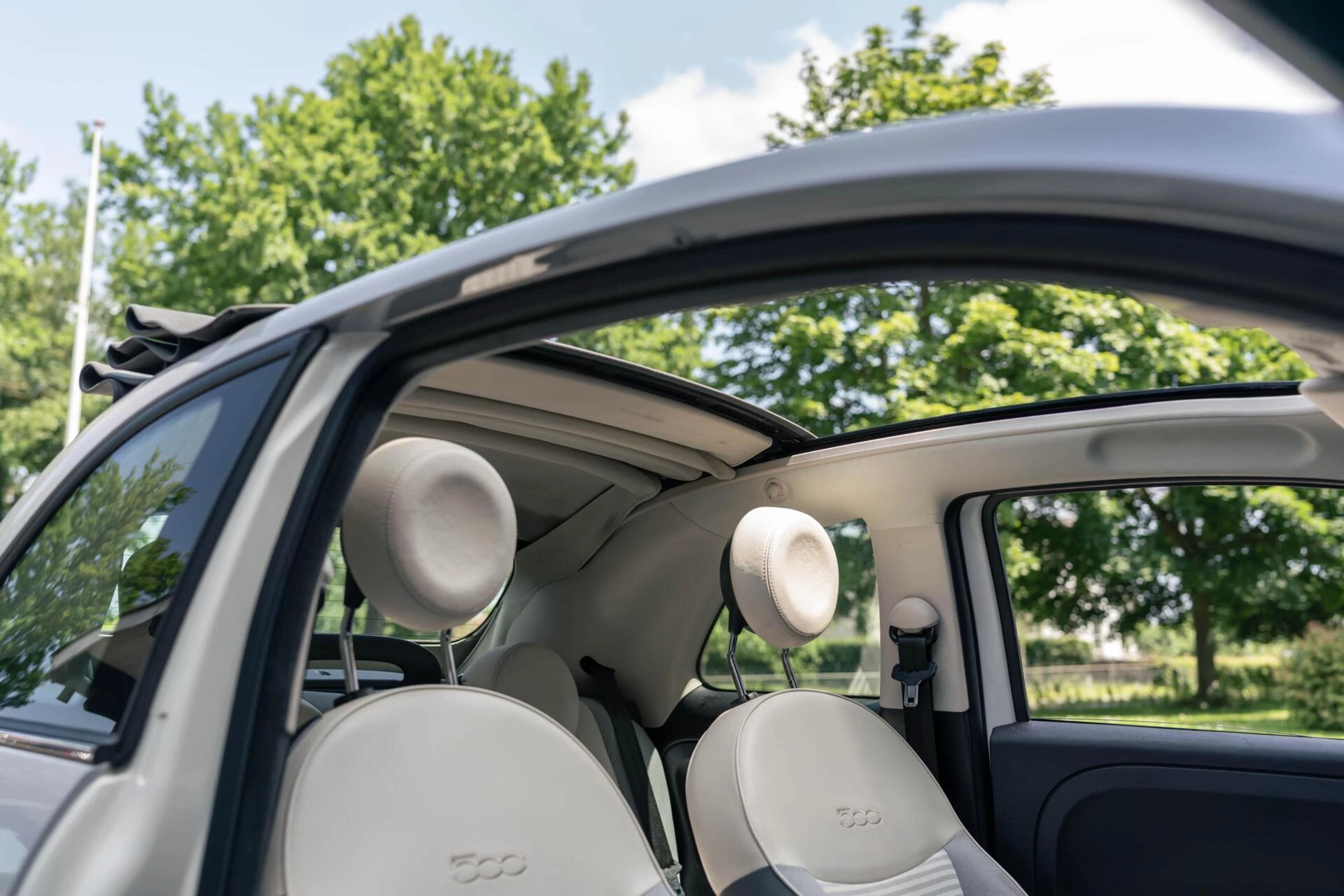 Hoofdafbeelding Fiat 500C
