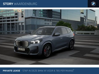 BMW iX1 eDrive20 M Sport / Panoramadak / Trekhaak / Sportstoelen / Adaptieve LED / M Adaptief onderstel / Comfort Access / Stuurverwarming