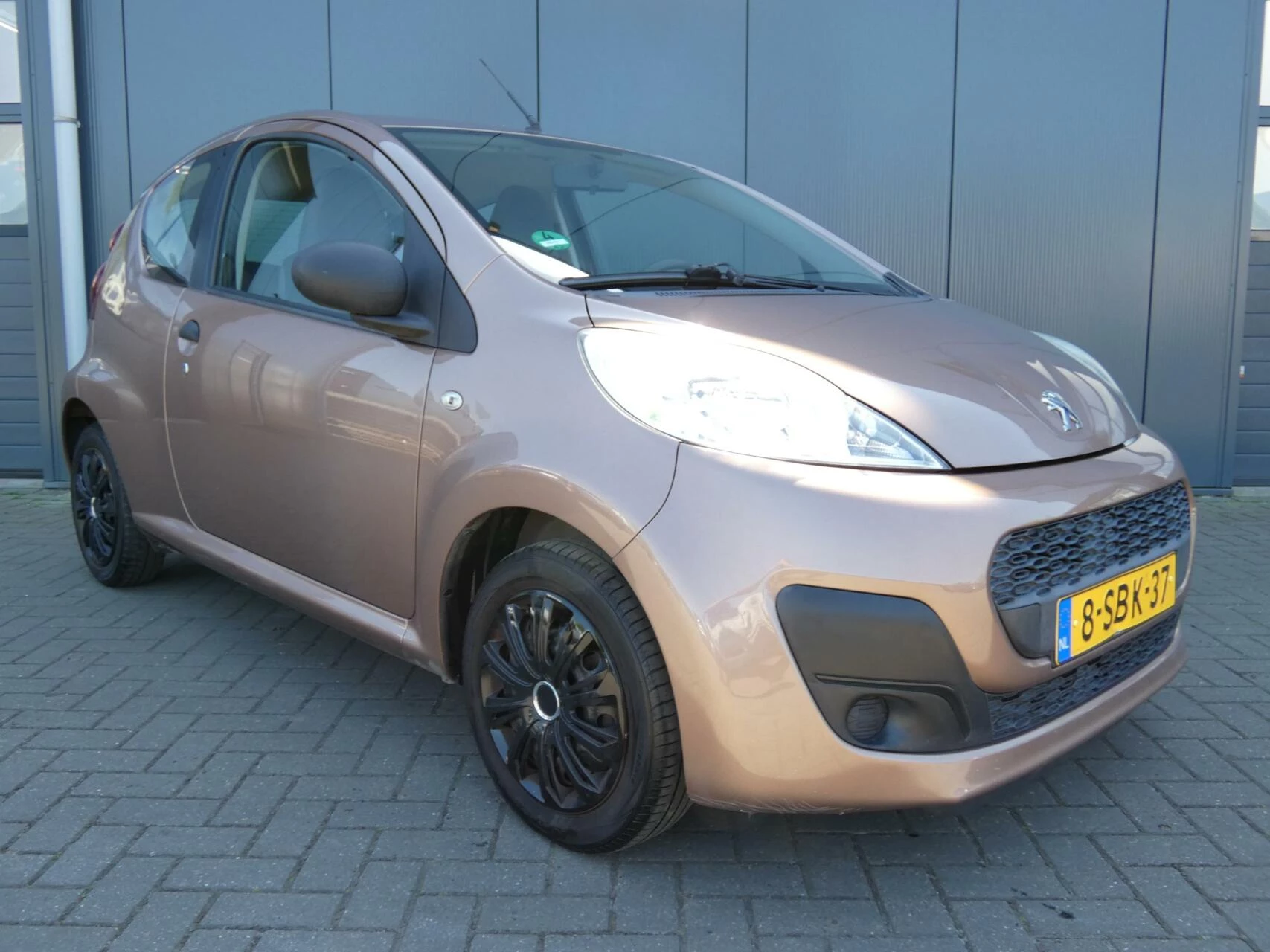 Hoofdafbeelding Peugeot 107