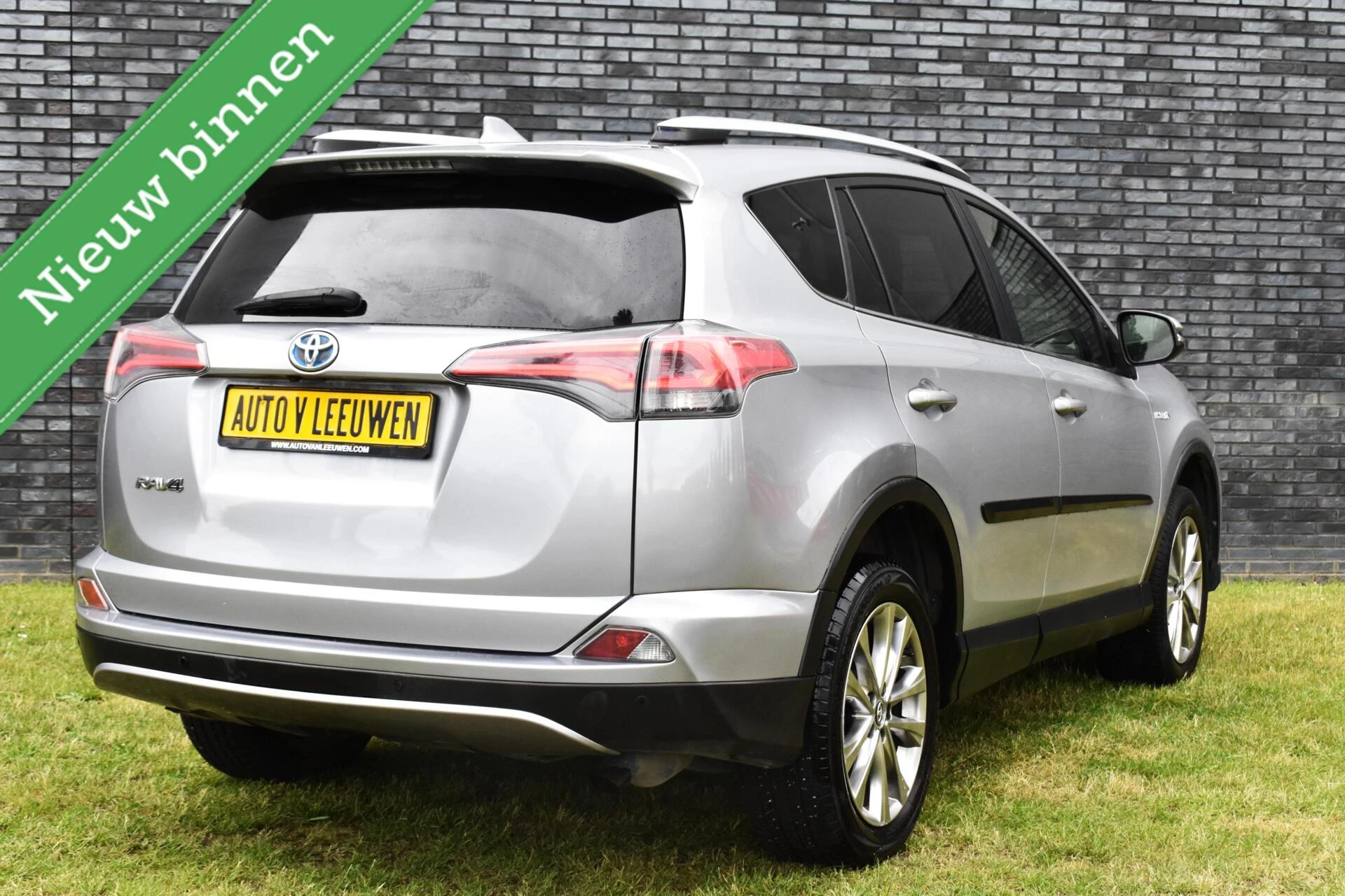 Hoofdafbeelding Toyota RAV4