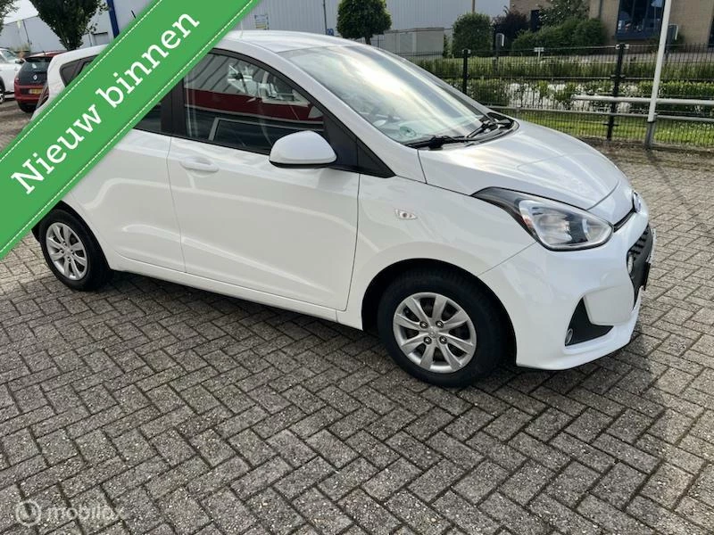 Hoofdafbeelding Hyundai i10