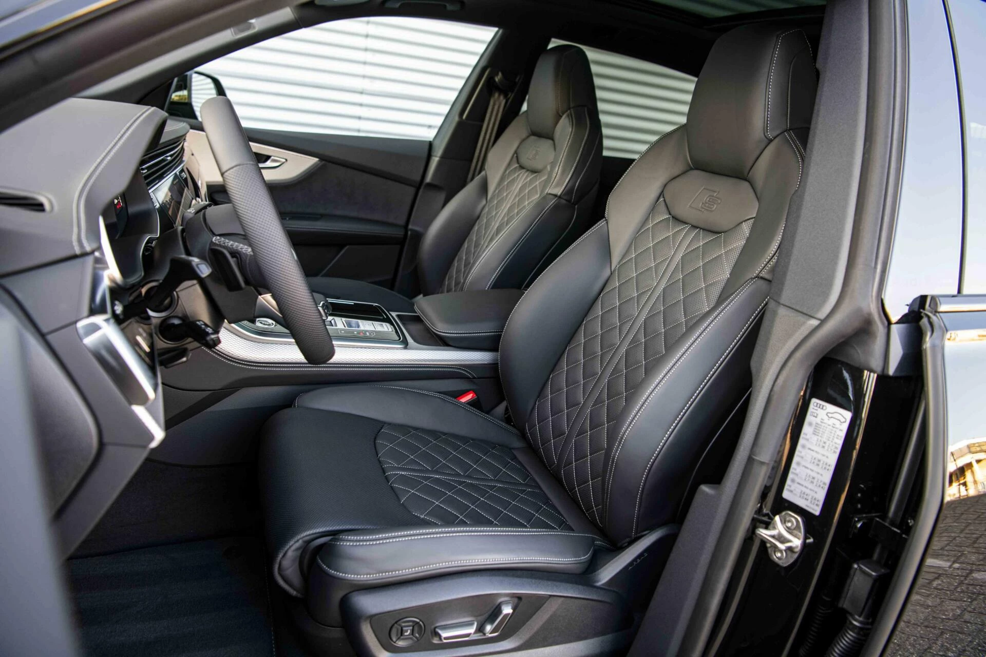 Hoofdafbeelding Audi Q8