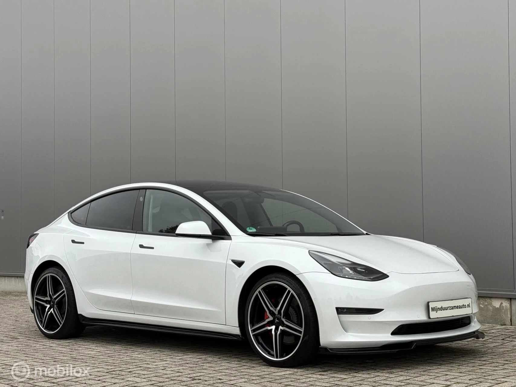 Hoofdafbeelding Tesla Model 3