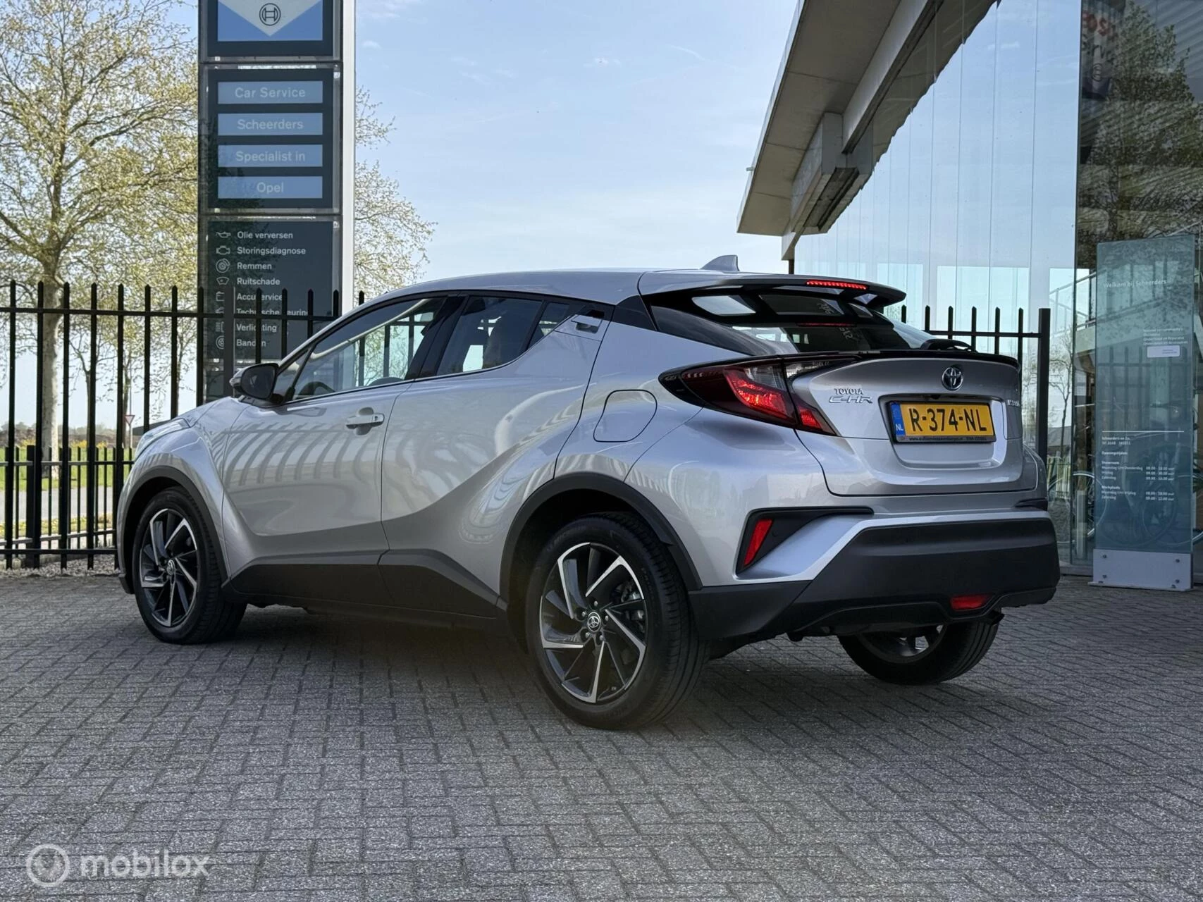 Hoofdafbeelding Toyota C-HR