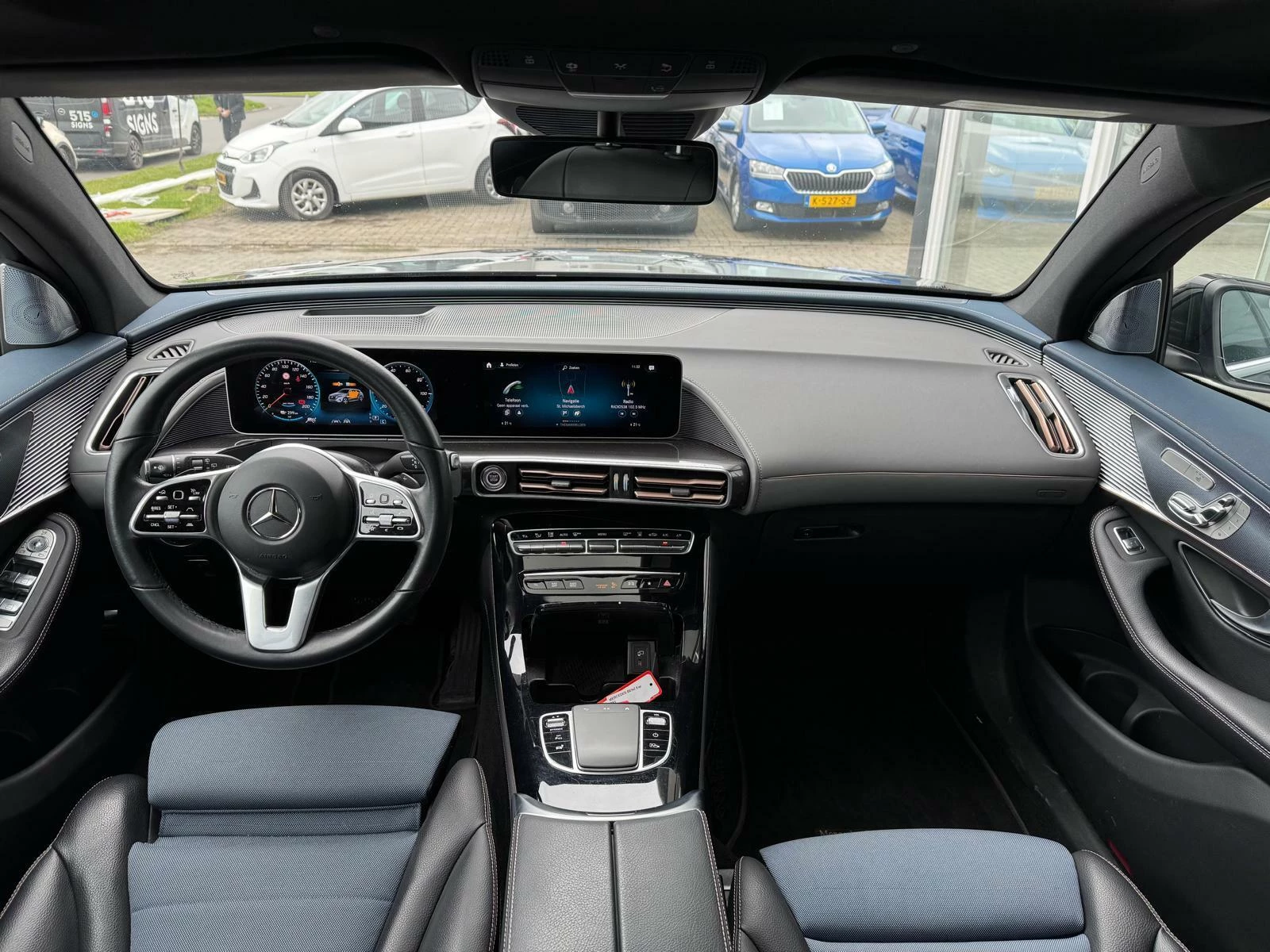Hoofdafbeelding Mercedes-Benz EQC