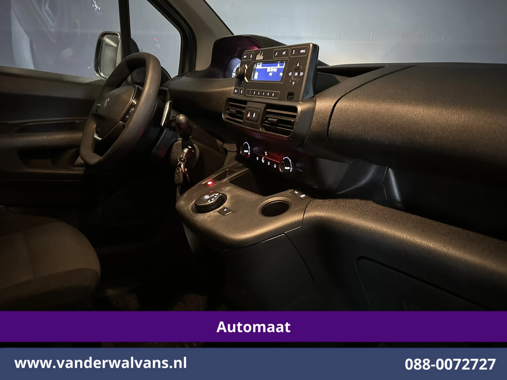 Hoofdafbeelding Peugeot Partner