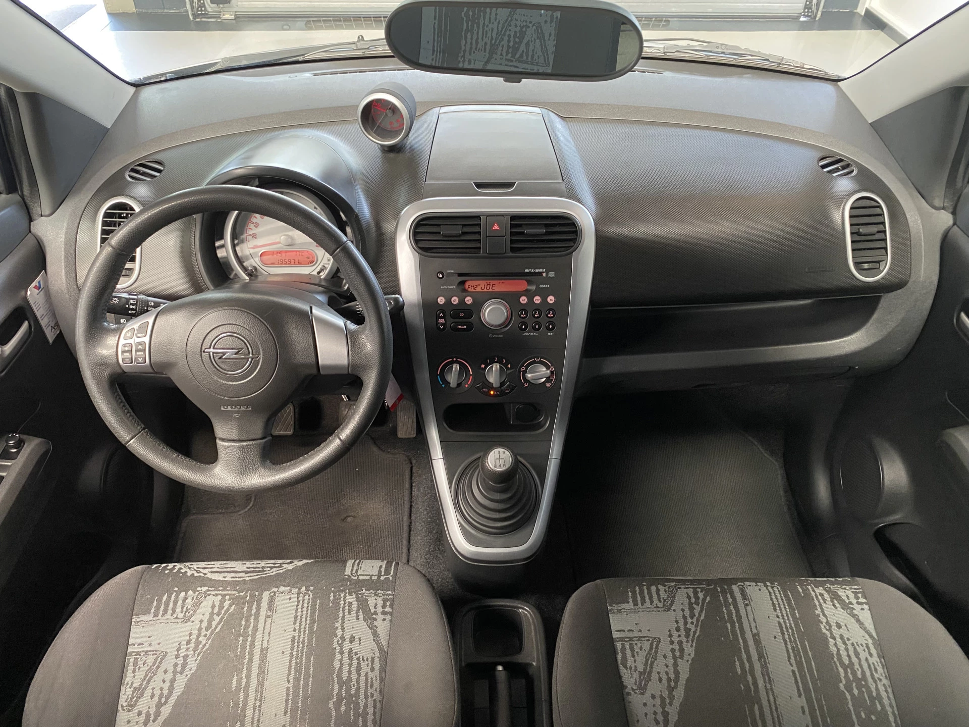 Hoofdafbeelding Opel Agila