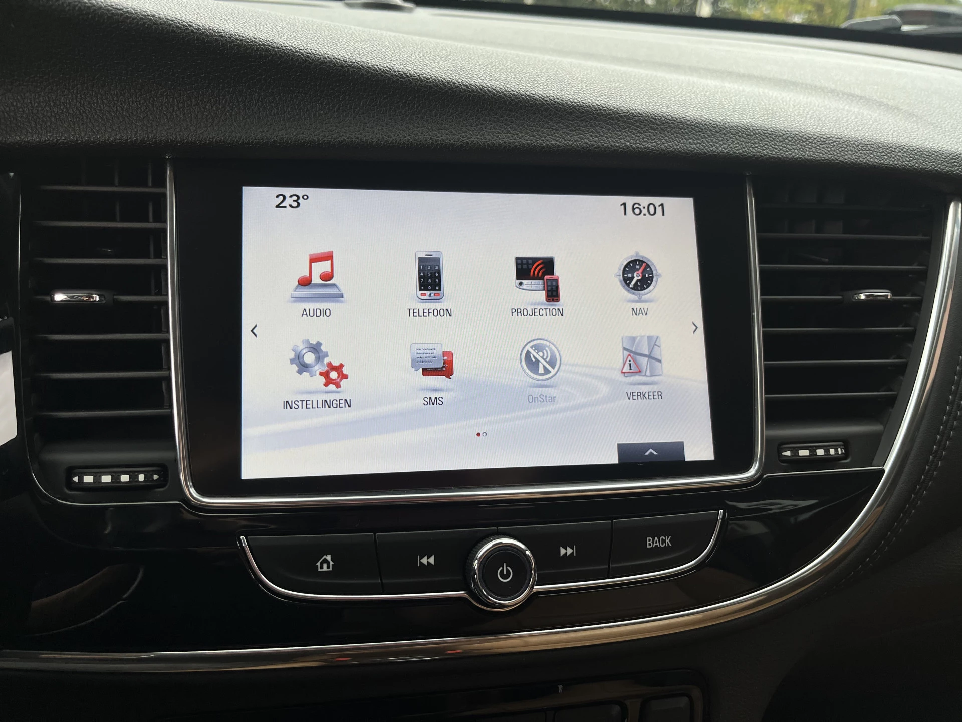 Hoofdafbeelding Opel Mokka X