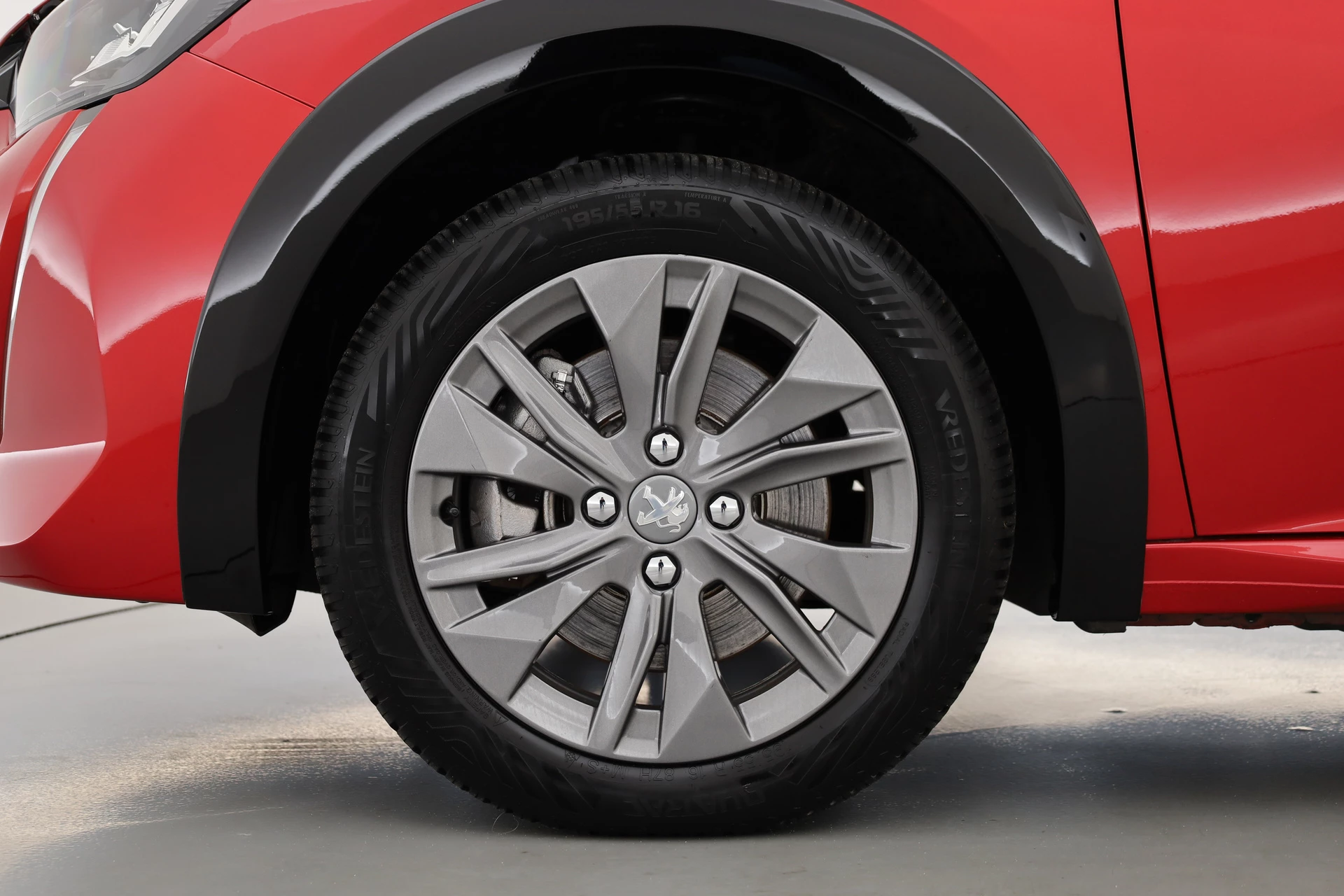 Hoofdafbeelding Peugeot e-208