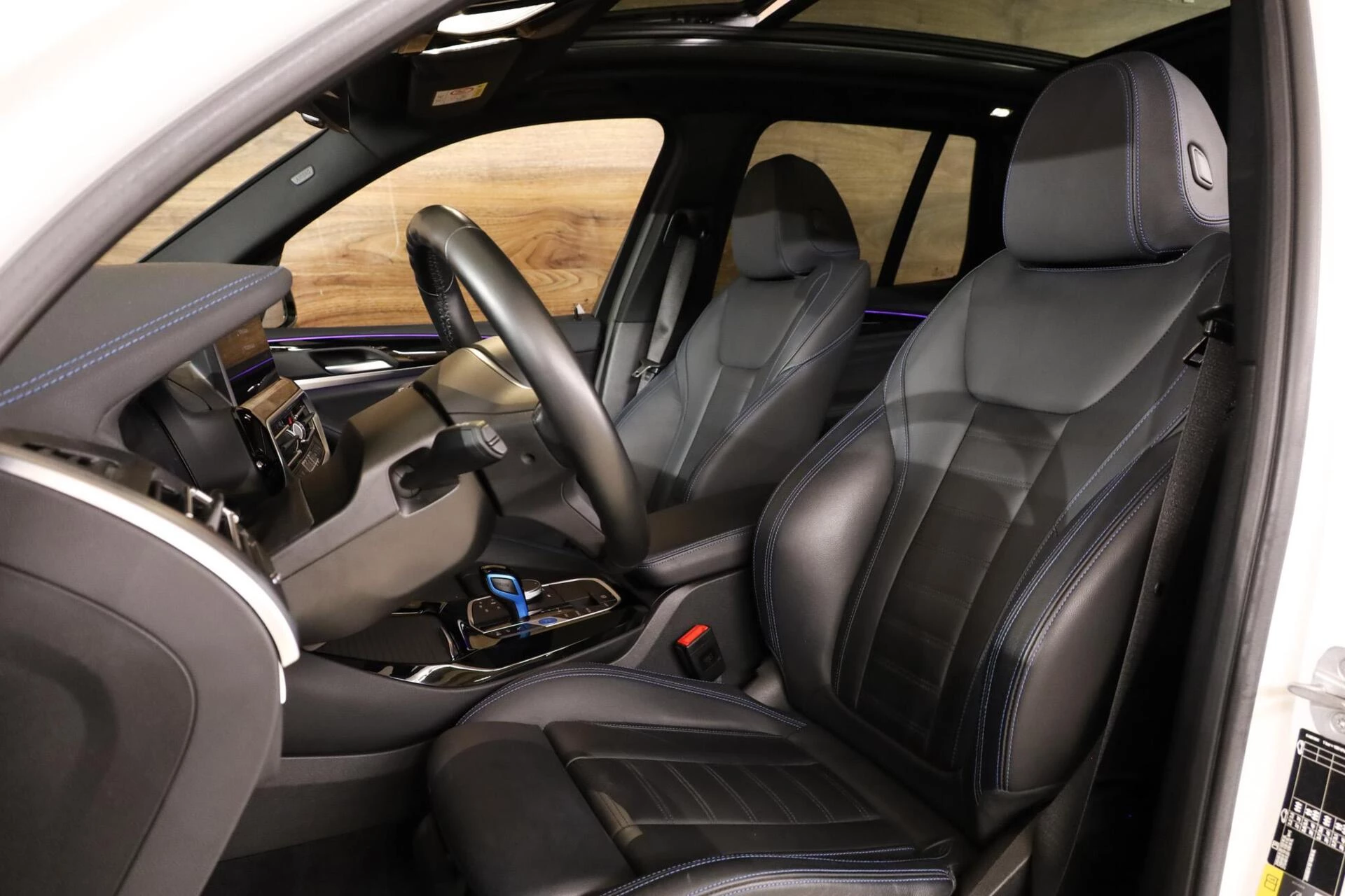 Hoofdafbeelding BMW iX3
