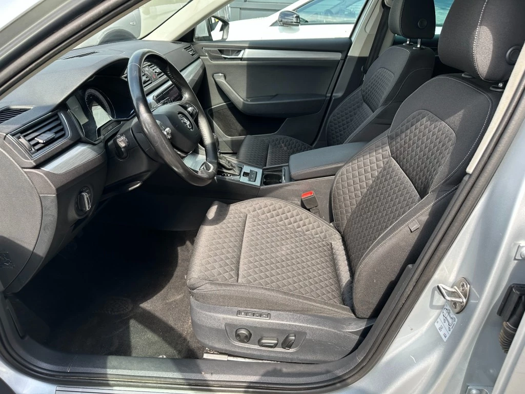 Hoofdafbeelding Škoda Superb