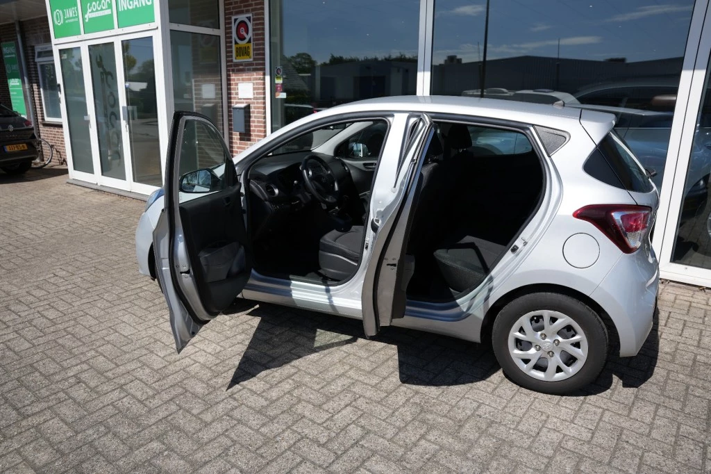Hoofdafbeelding Hyundai i10