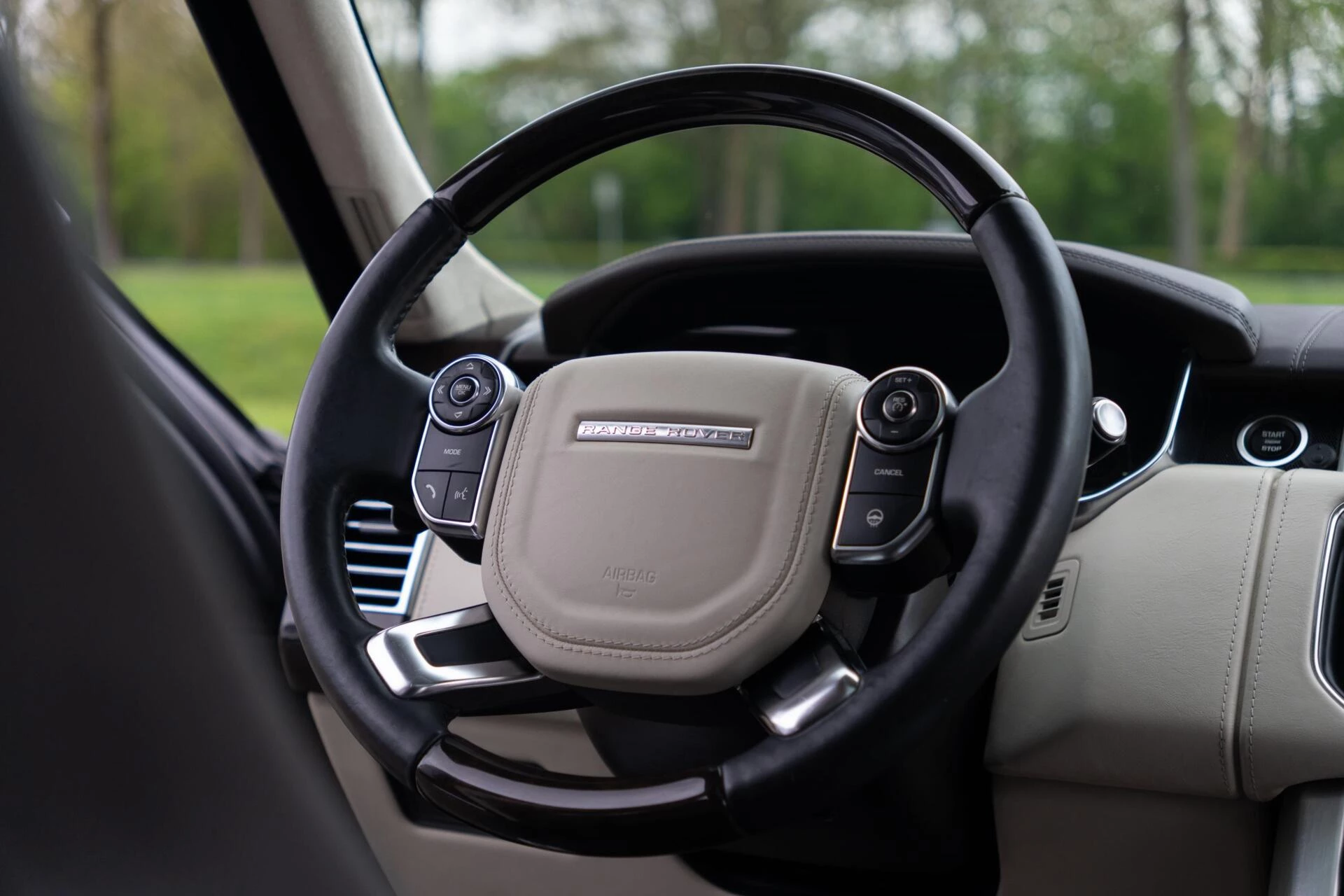 Hoofdafbeelding Land Rover Range Rover