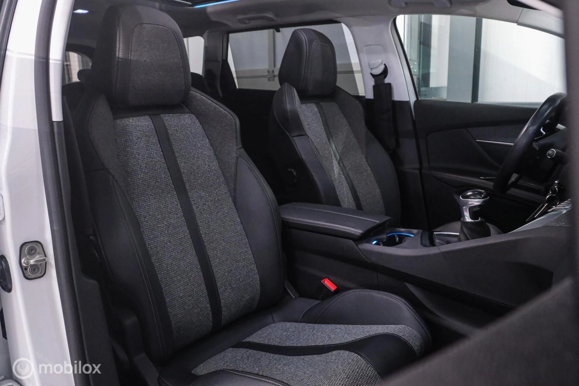 Hoofdafbeelding Peugeot 5008