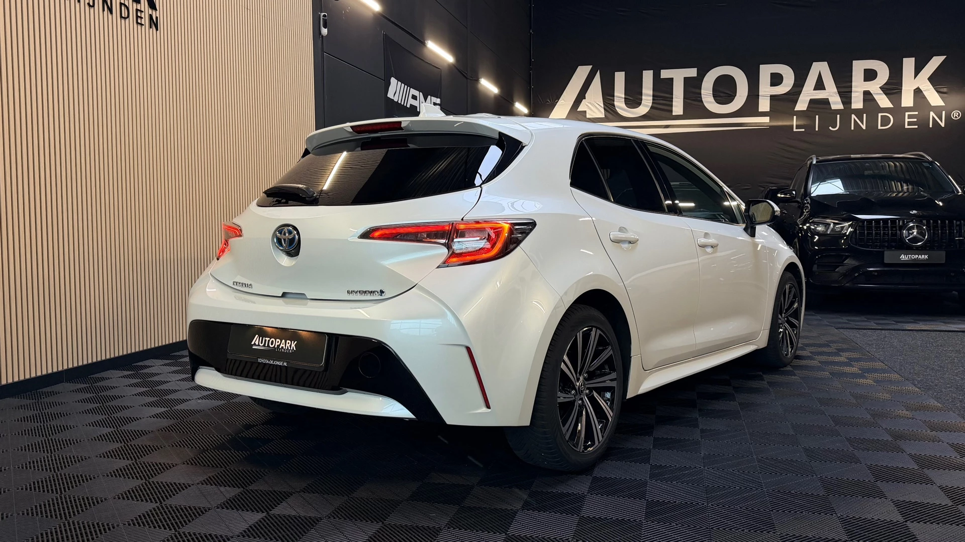 Hoofdafbeelding Toyota Corolla