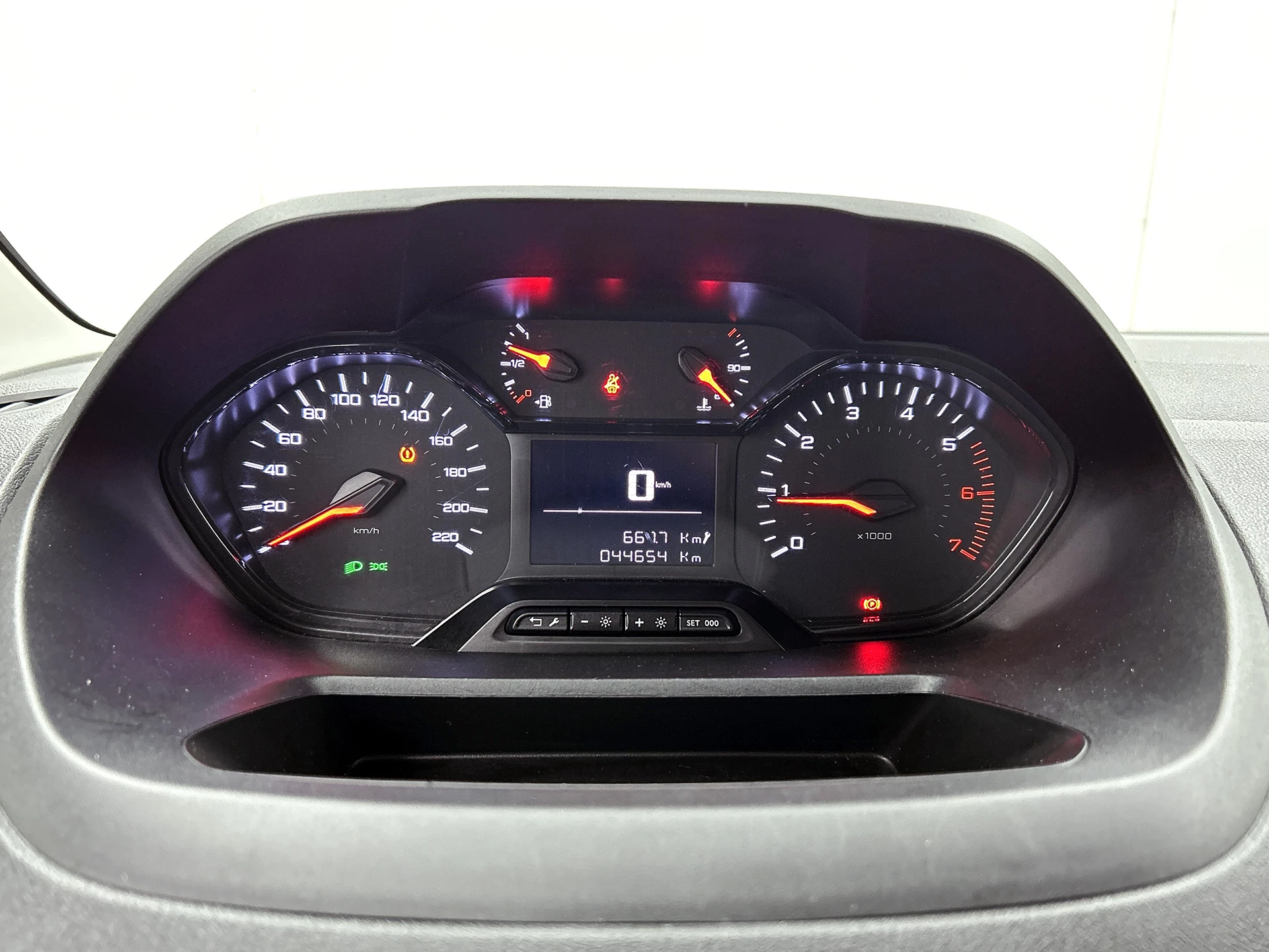 Hoofdafbeelding Peugeot Partner