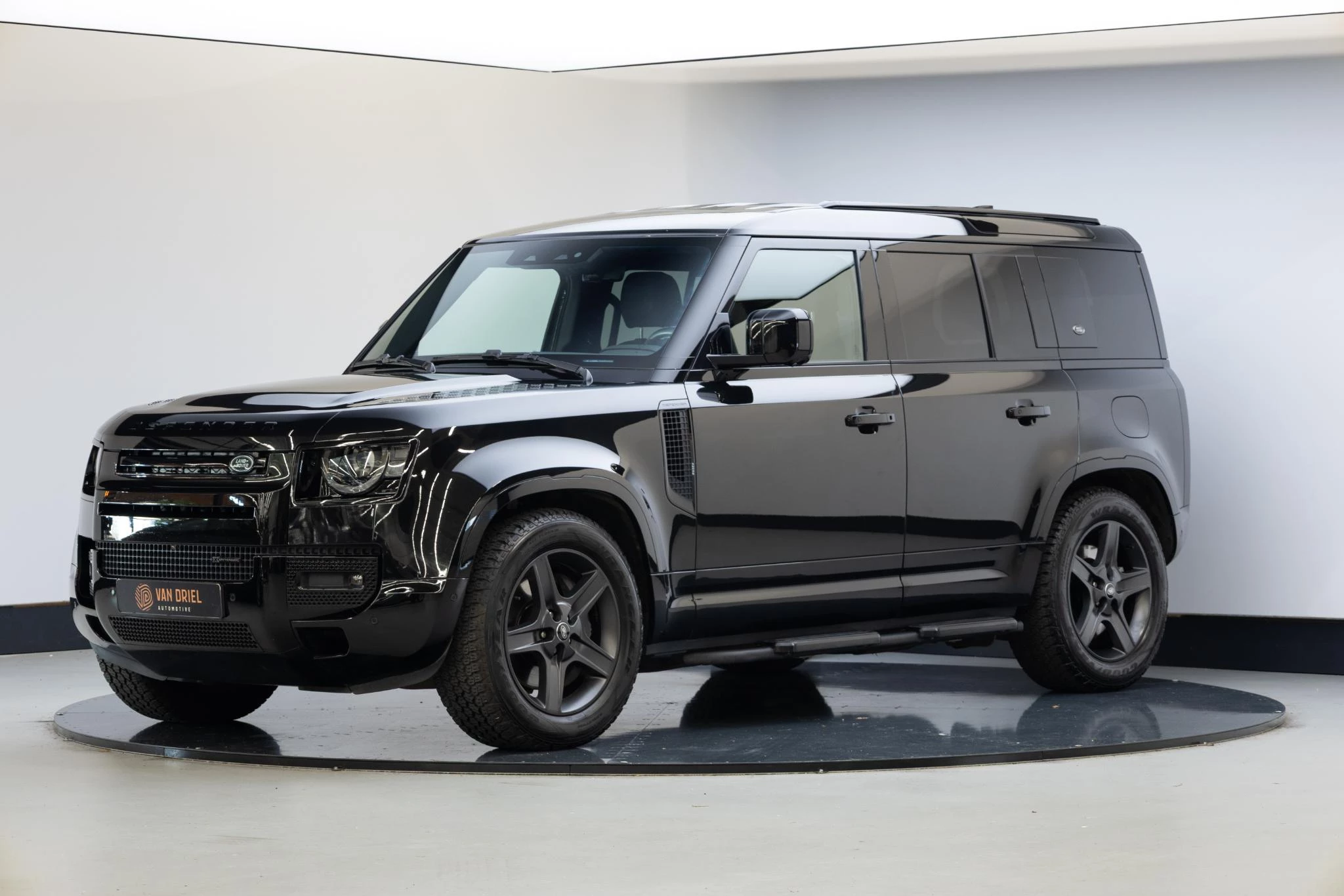 Hoofdafbeelding Land Rover Defender