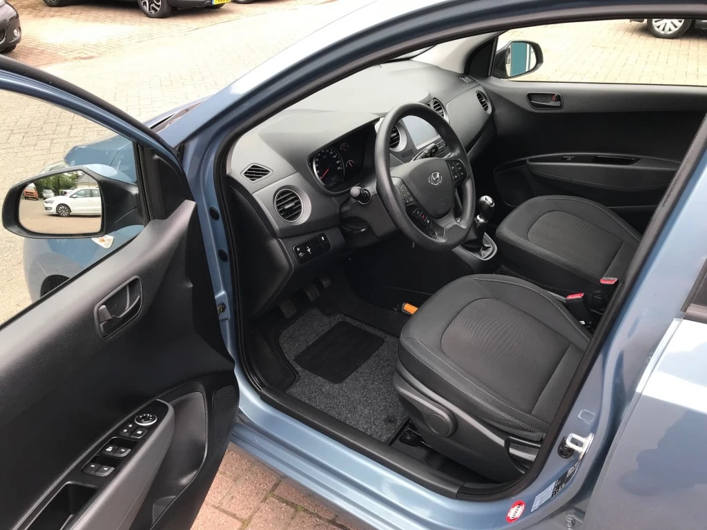 Hoofdafbeelding Hyundai i10