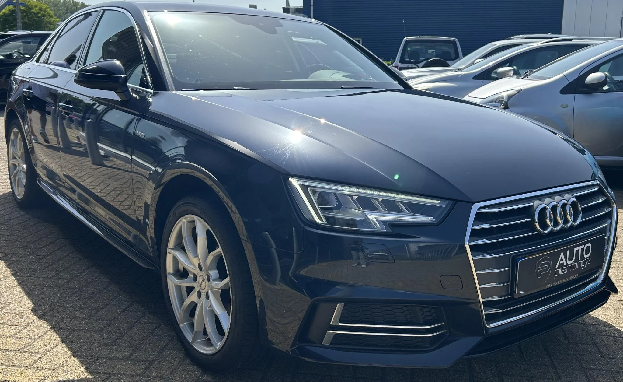 Hoofdafbeelding Audi A4