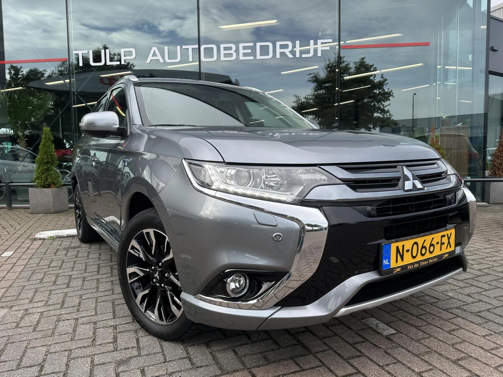 Hoofdafbeelding Mitsubishi Outlander