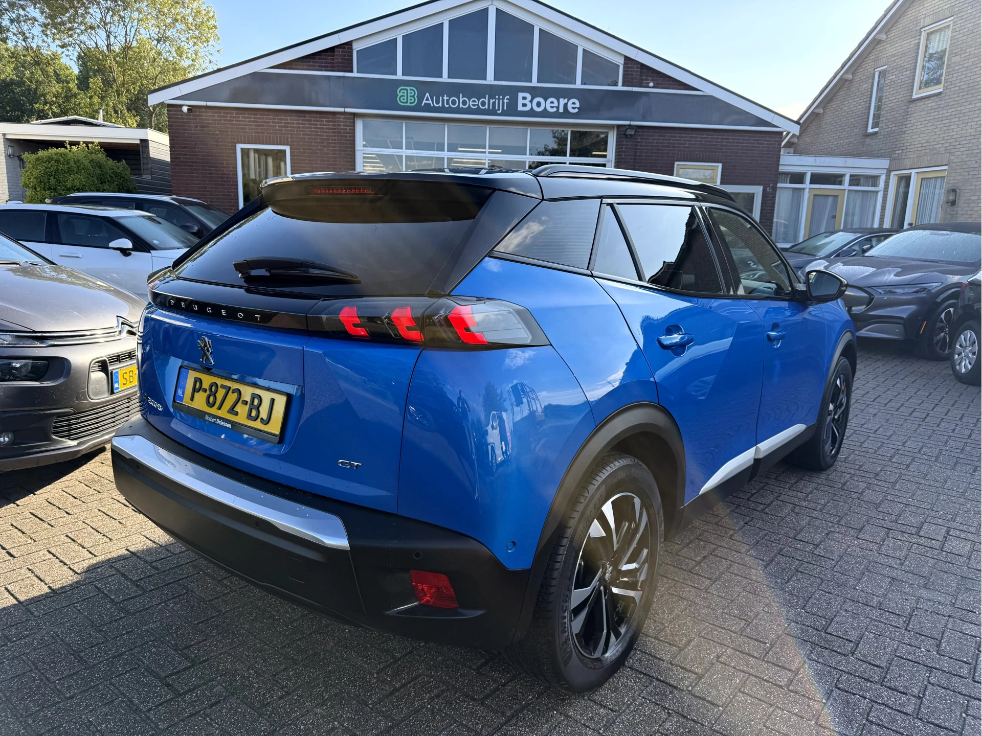 Hoofdafbeelding Peugeot e-2008