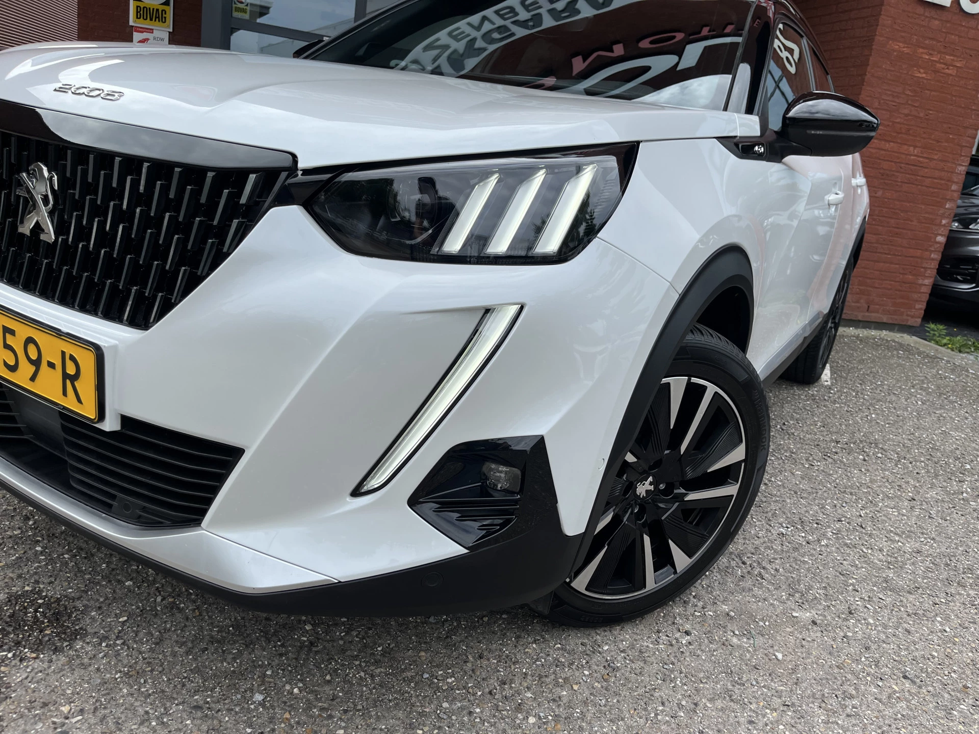 Hoofdafbeelding Peugeot 2008