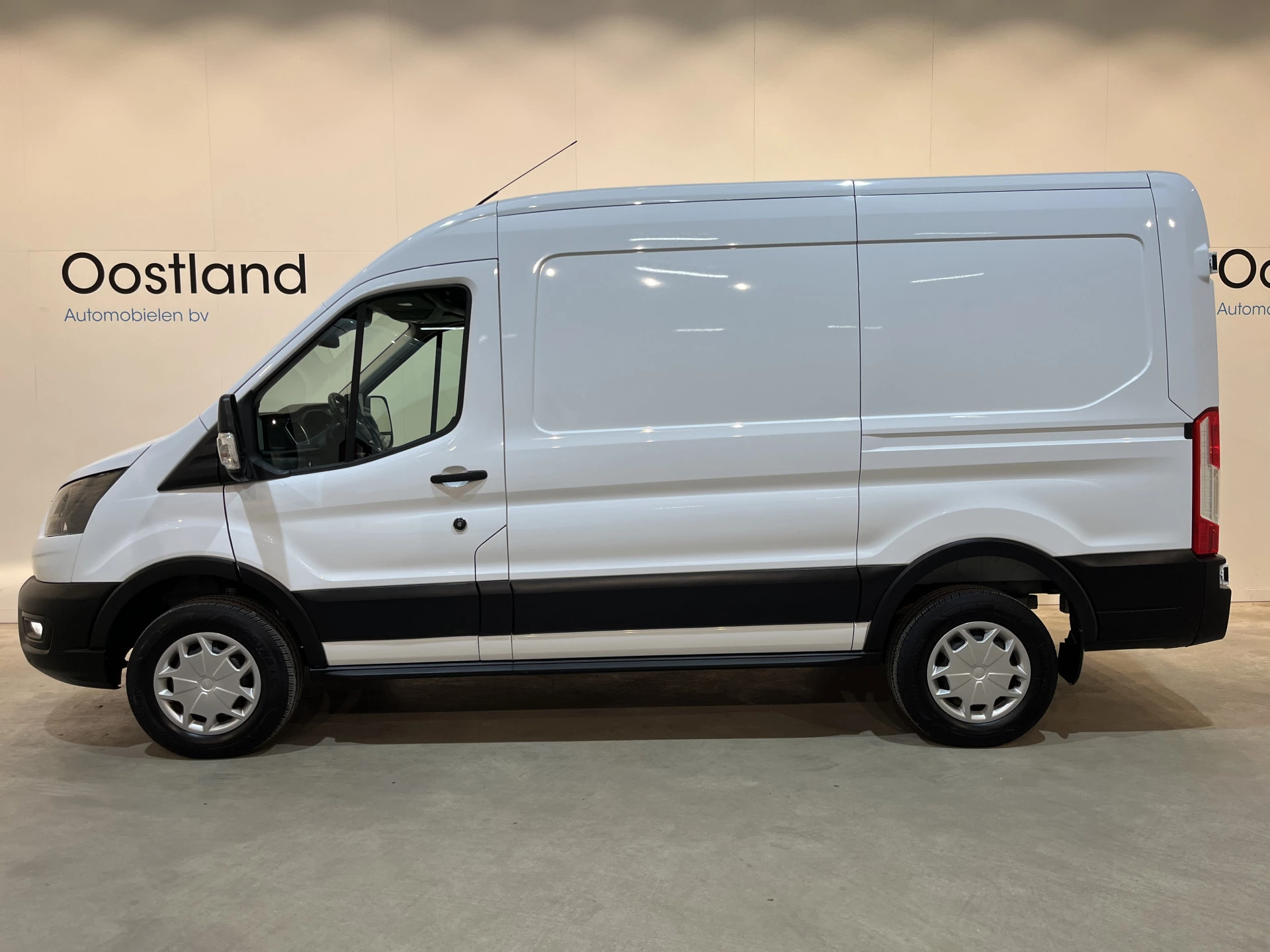 Hoofdafbeelding Ford E-Transit