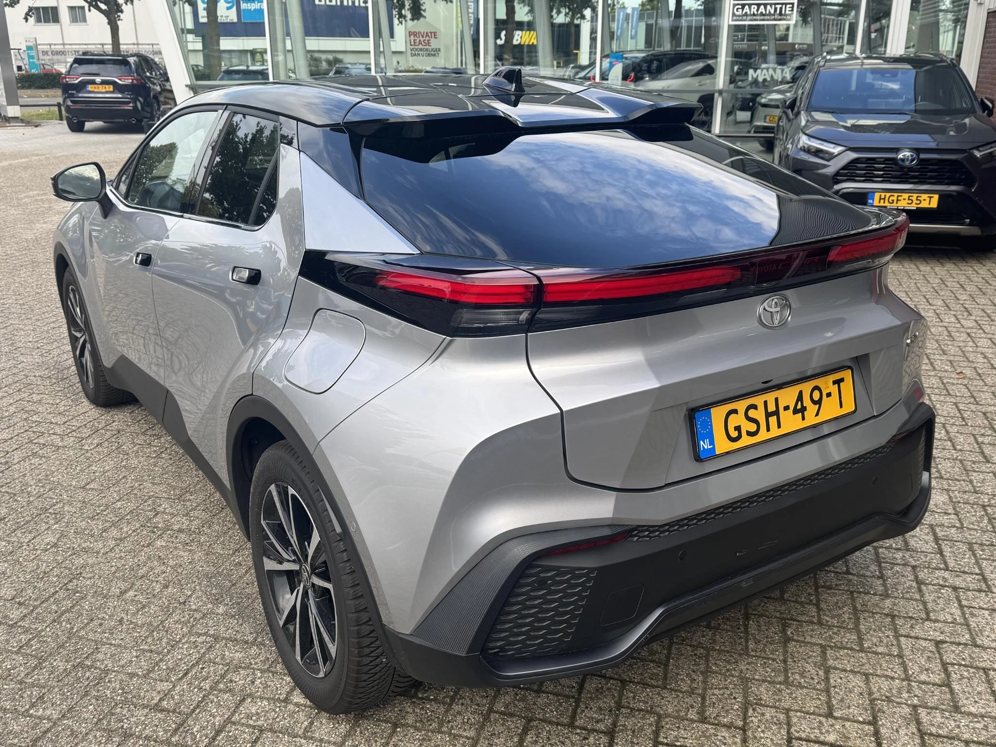Hoofdafbeelding Toyota C-HR