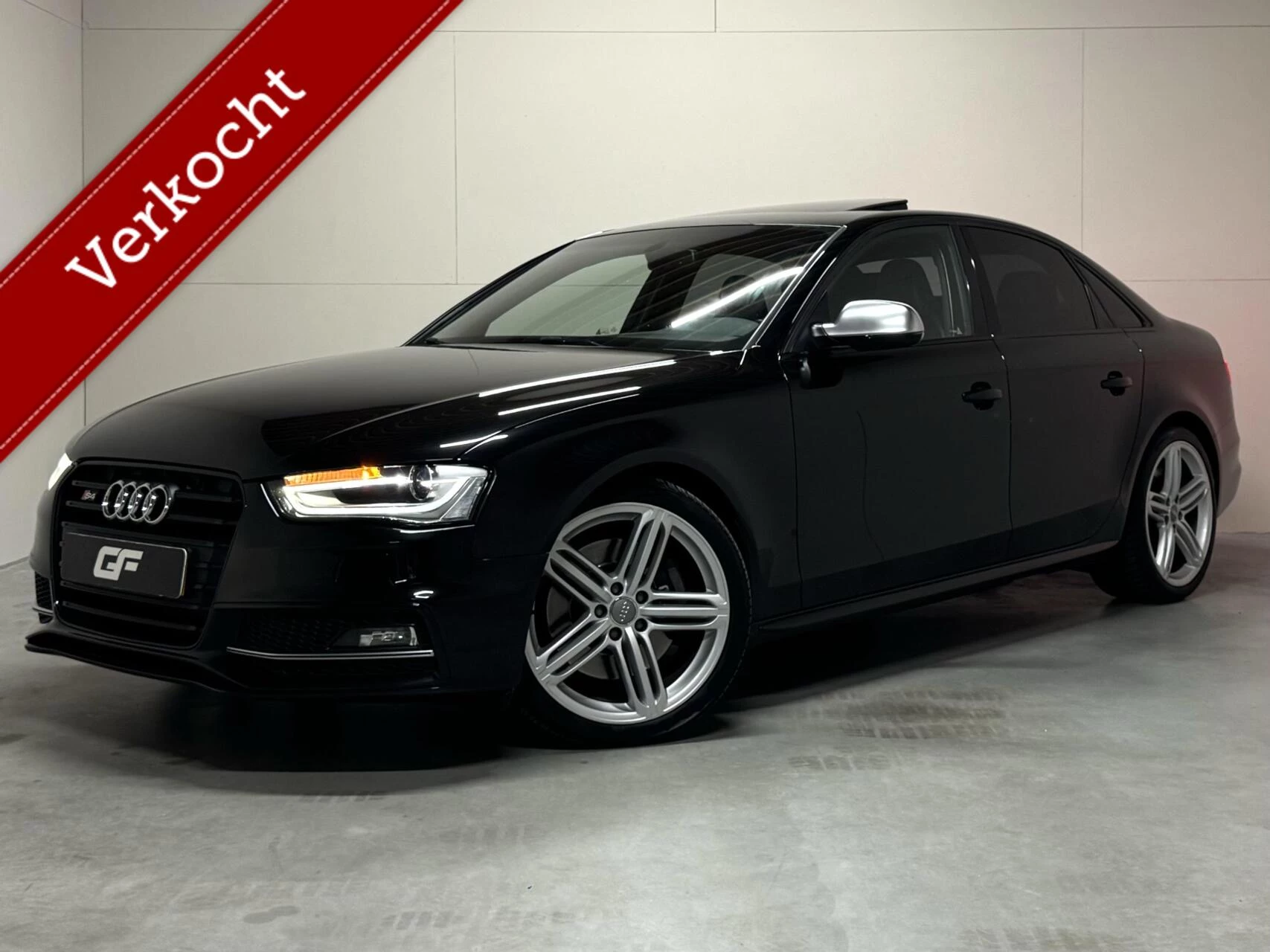 Hoofdafbeelding Audi S4