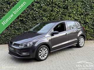 Volkswagen Polo 1.0 Lounge 2015 Clima|Pdc|All season|Apk✅