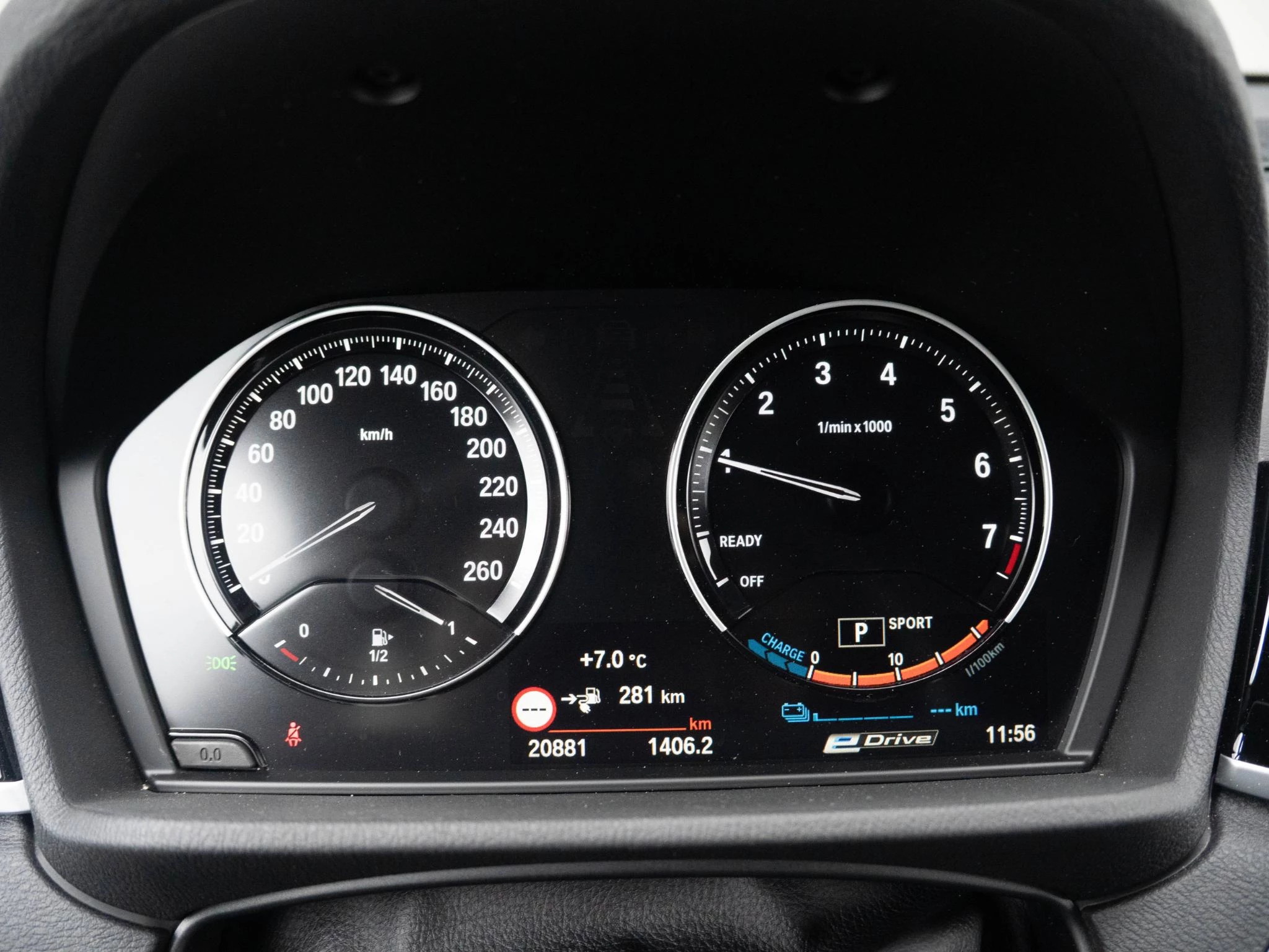 Hoofdafbeelding BMW X2