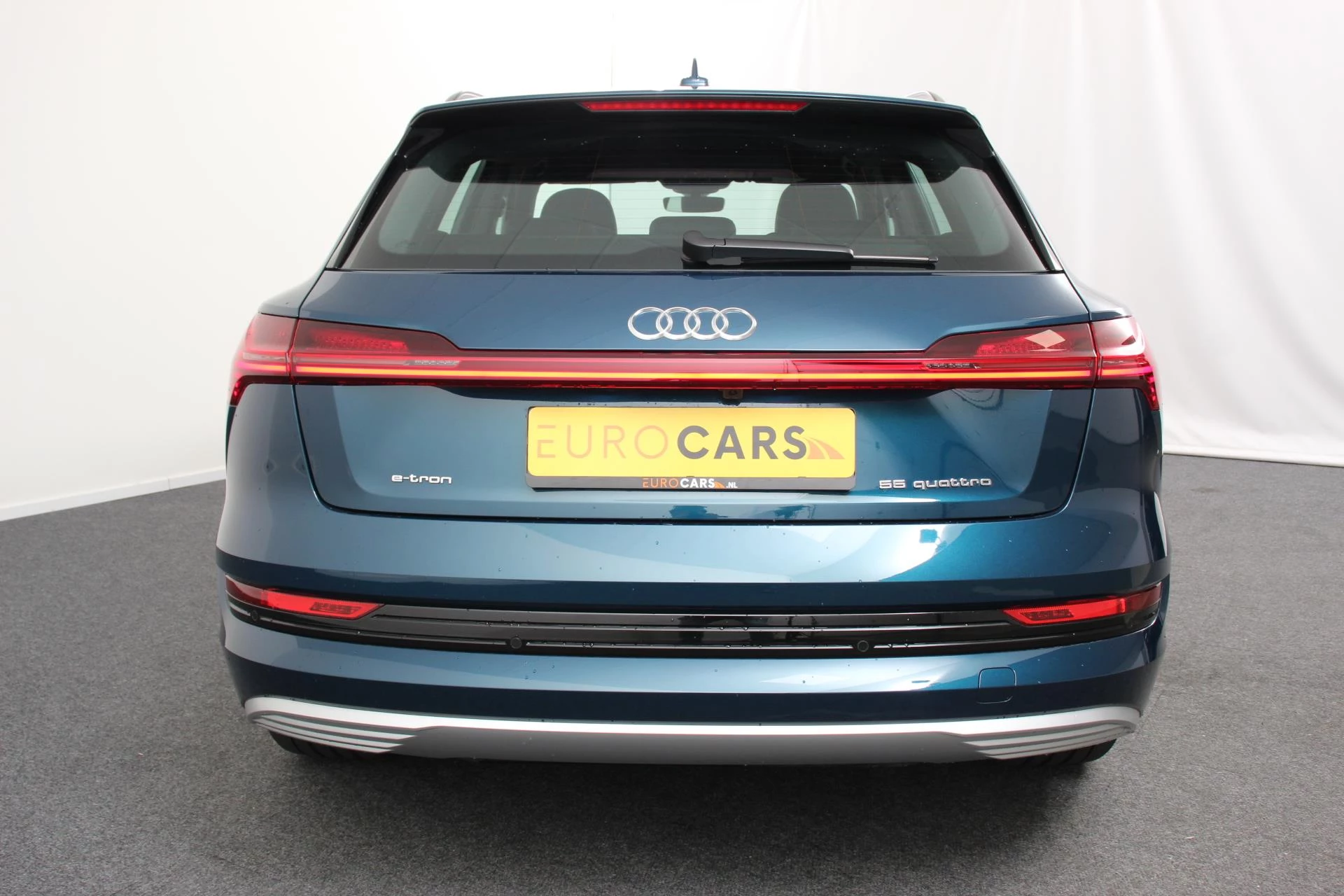 Hoofdafbeelding Audi e-tron