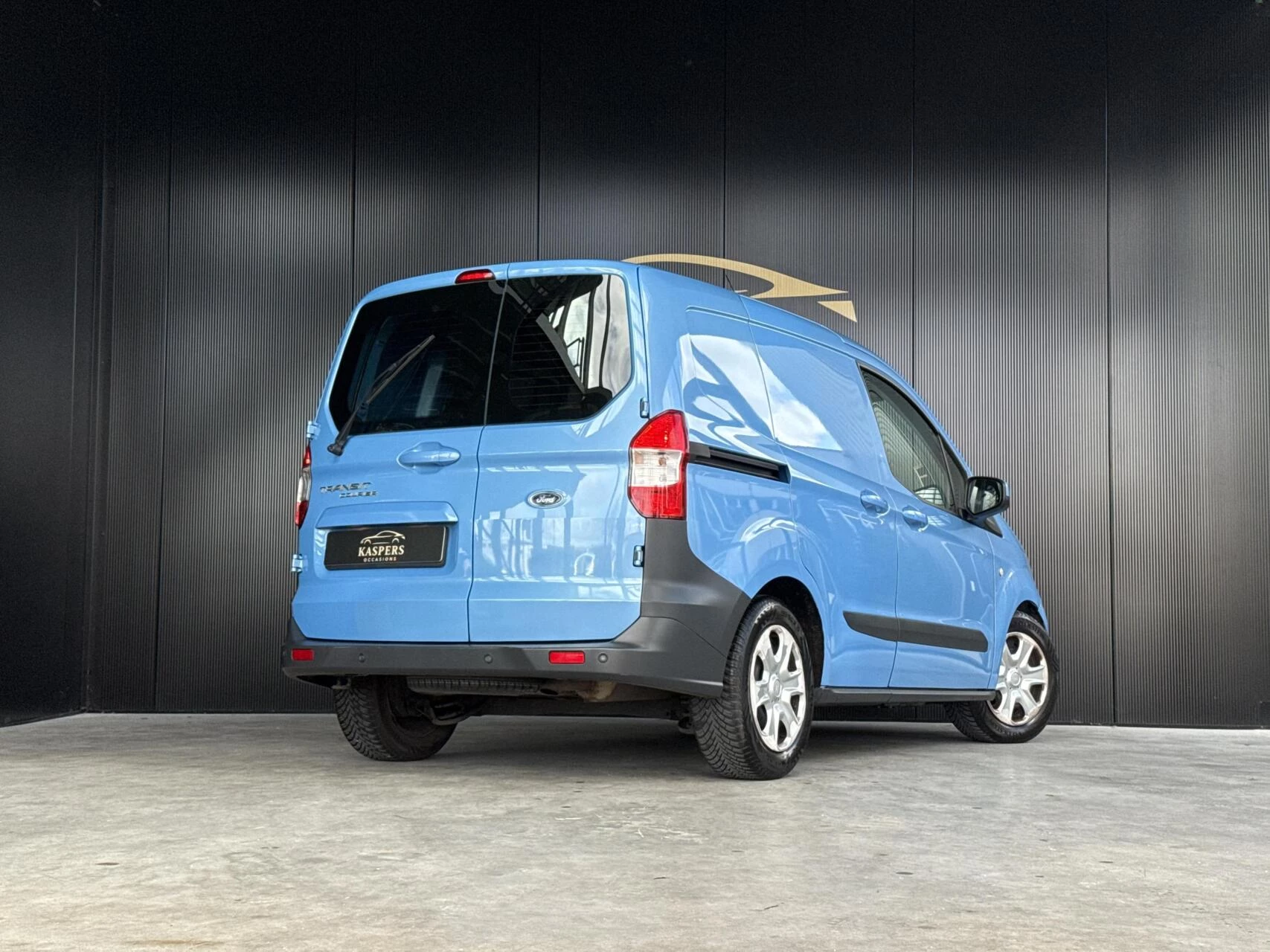 Hoofdafbeelding Ford Transit Courier