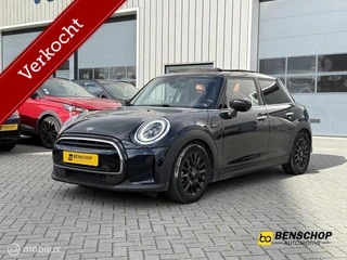 Mini Mini 1.5 Cooper Camden Plus Panodak Navi Carplay Virtual Leer LED Cruise
