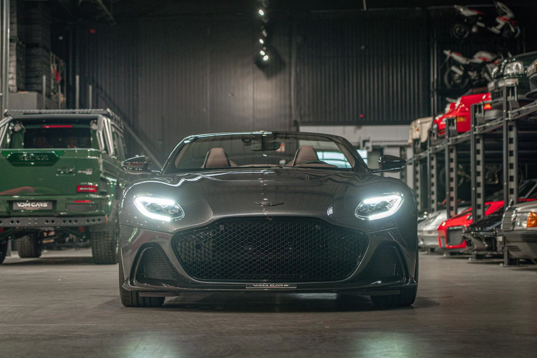 Hoofdafbeelding Aston Martin DBS