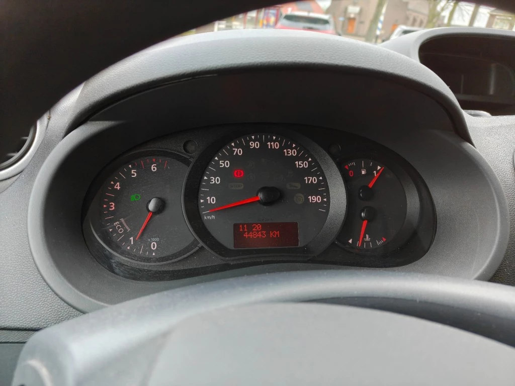 Hoofdafbeelding Nissan NV250