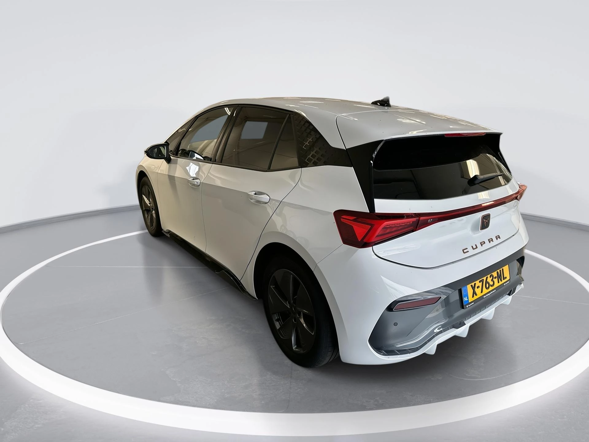 Hoofdafbeelding CUPRA Born