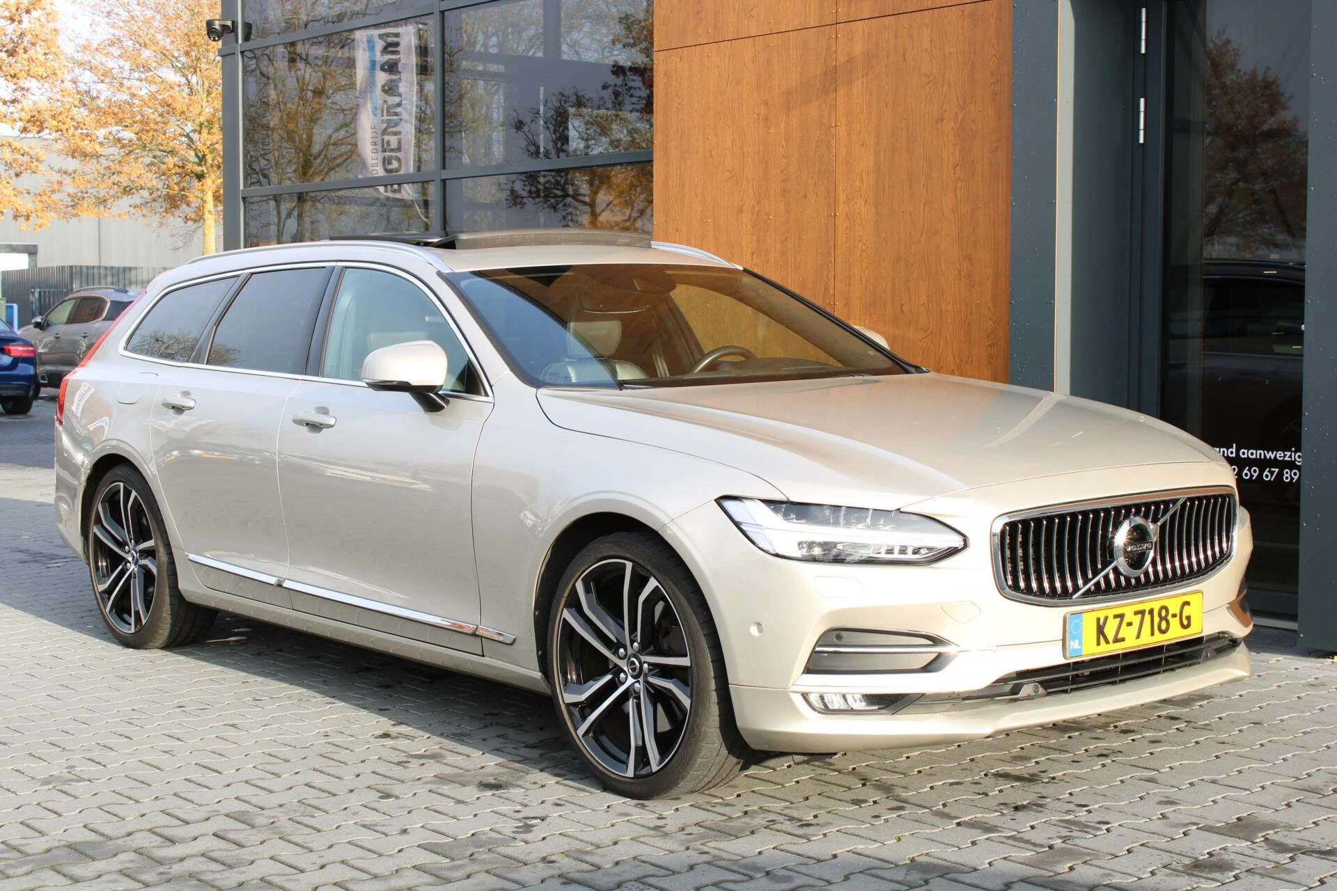 Hoofdafbeelding Volvo V90