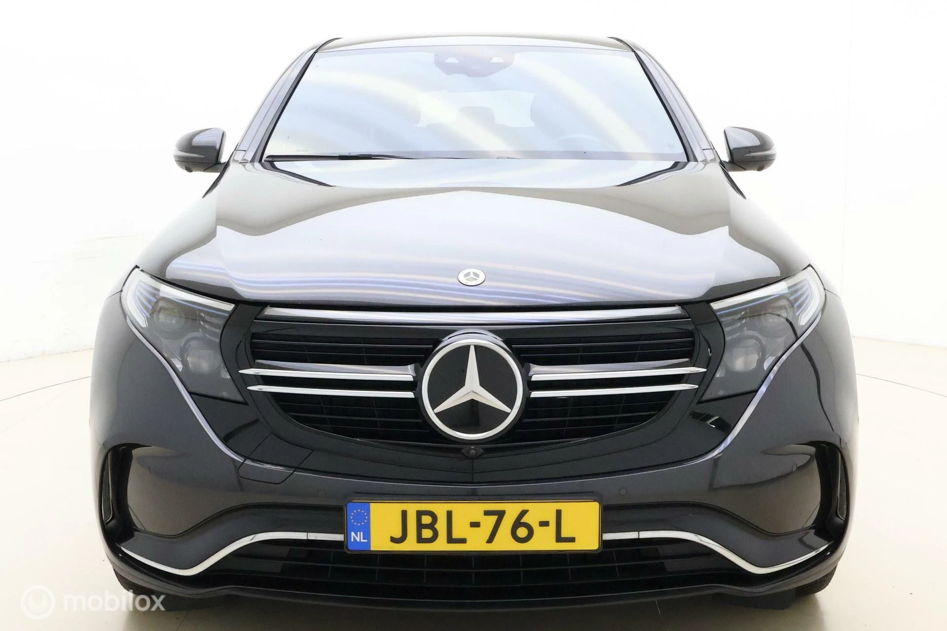 Hoofdafbeelding Mercedes-Benz EQC