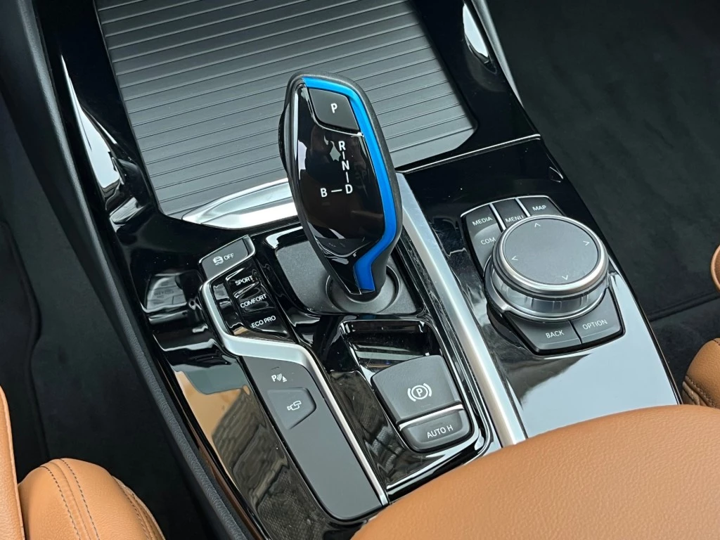 Hoofdafbeelding BMW iX3